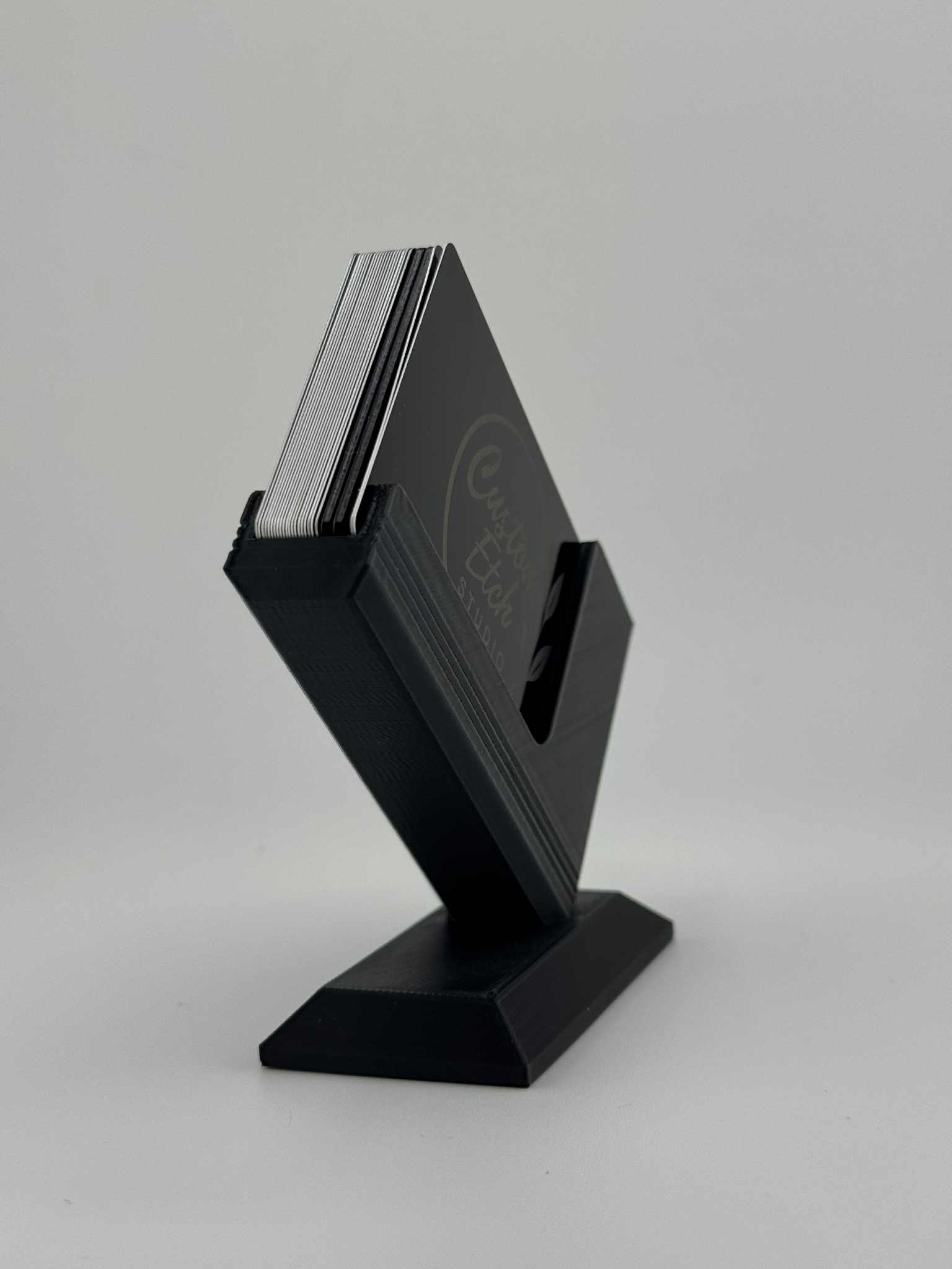 3D Printed Business Card Holder – Modern & Customisable